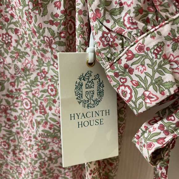 Tuckernuck Hyacinth House Red Floral Fiona Blouse NWT Medium - Picture 5 of 5